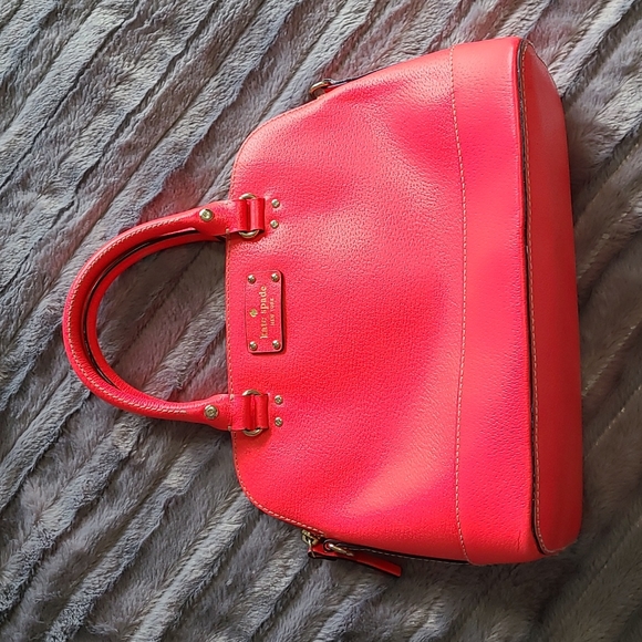 ❌️SOLD❌️ Kate Spade Sadie Dome Satchel - Bikini Pink - Picture 5 of 16